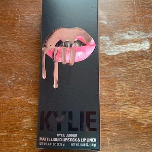 Kylie liquid lipstick - Maliboo